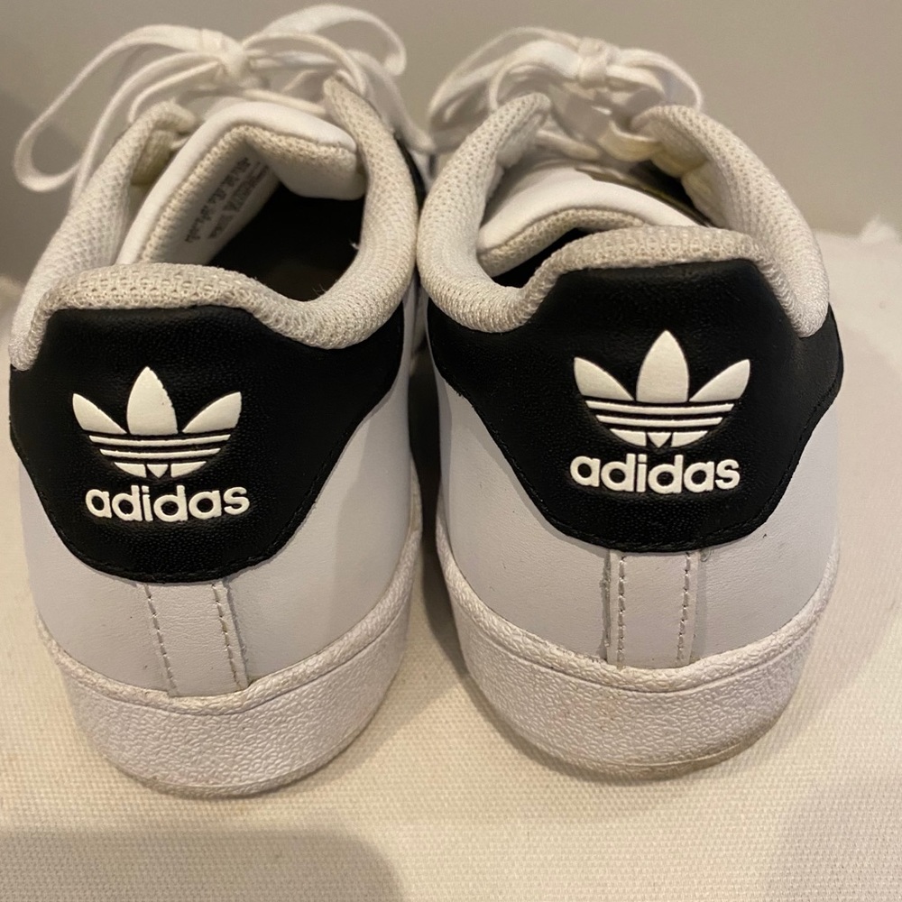 Adidas Shell Toe Classic